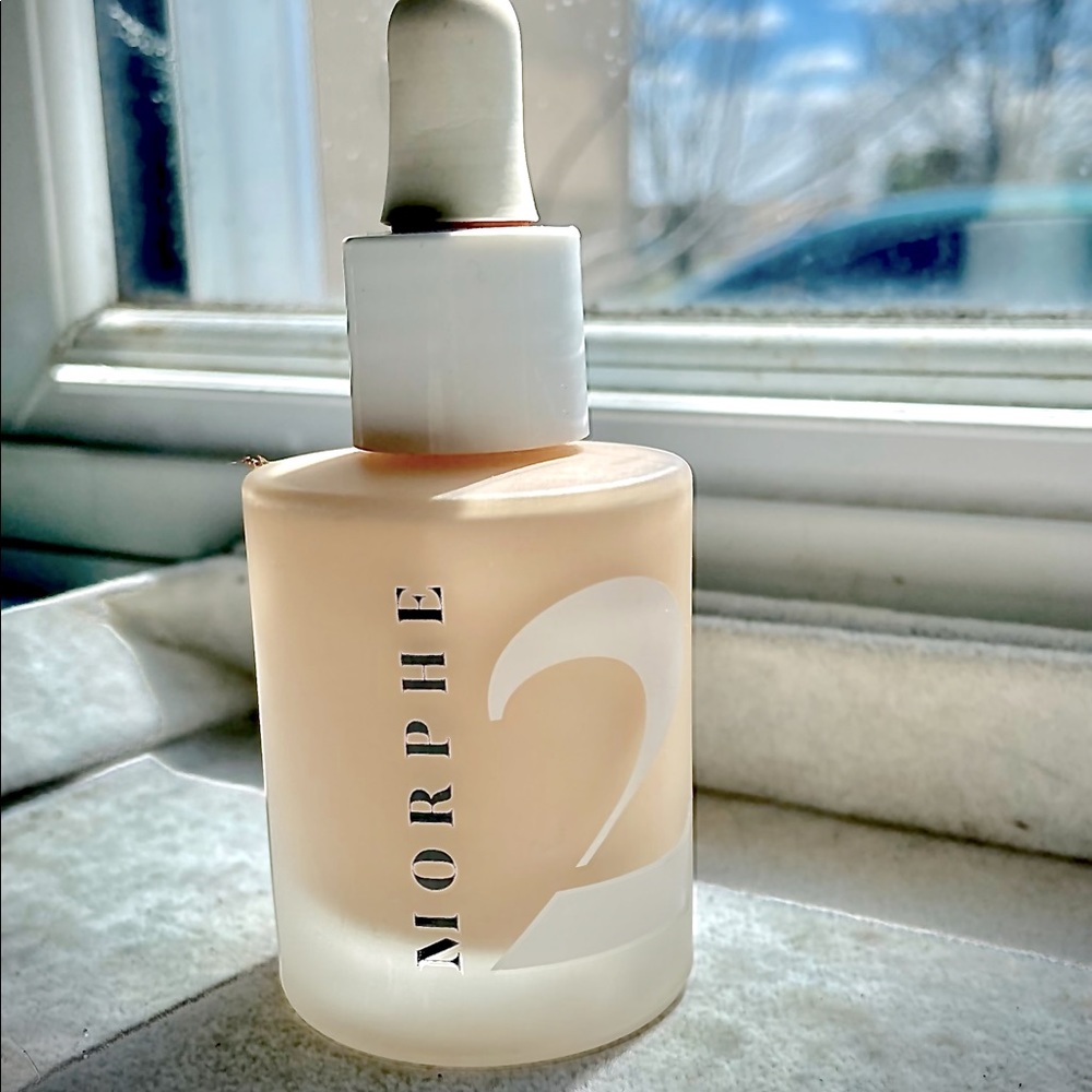 Morphe |  Hint Hint Skin Tint